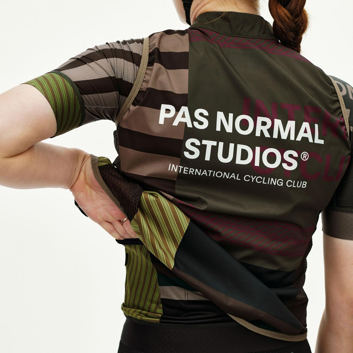 Women's Pas Normal Studios Mechanism Stow Away AOP International Gilet - Green