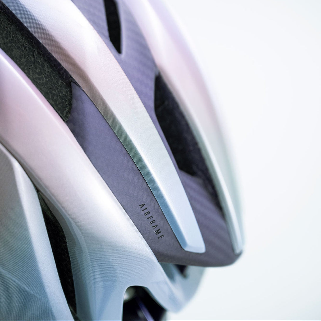 Met Trenta 3K Carbon Mips Helm x Tadej Pogacar - Dream State