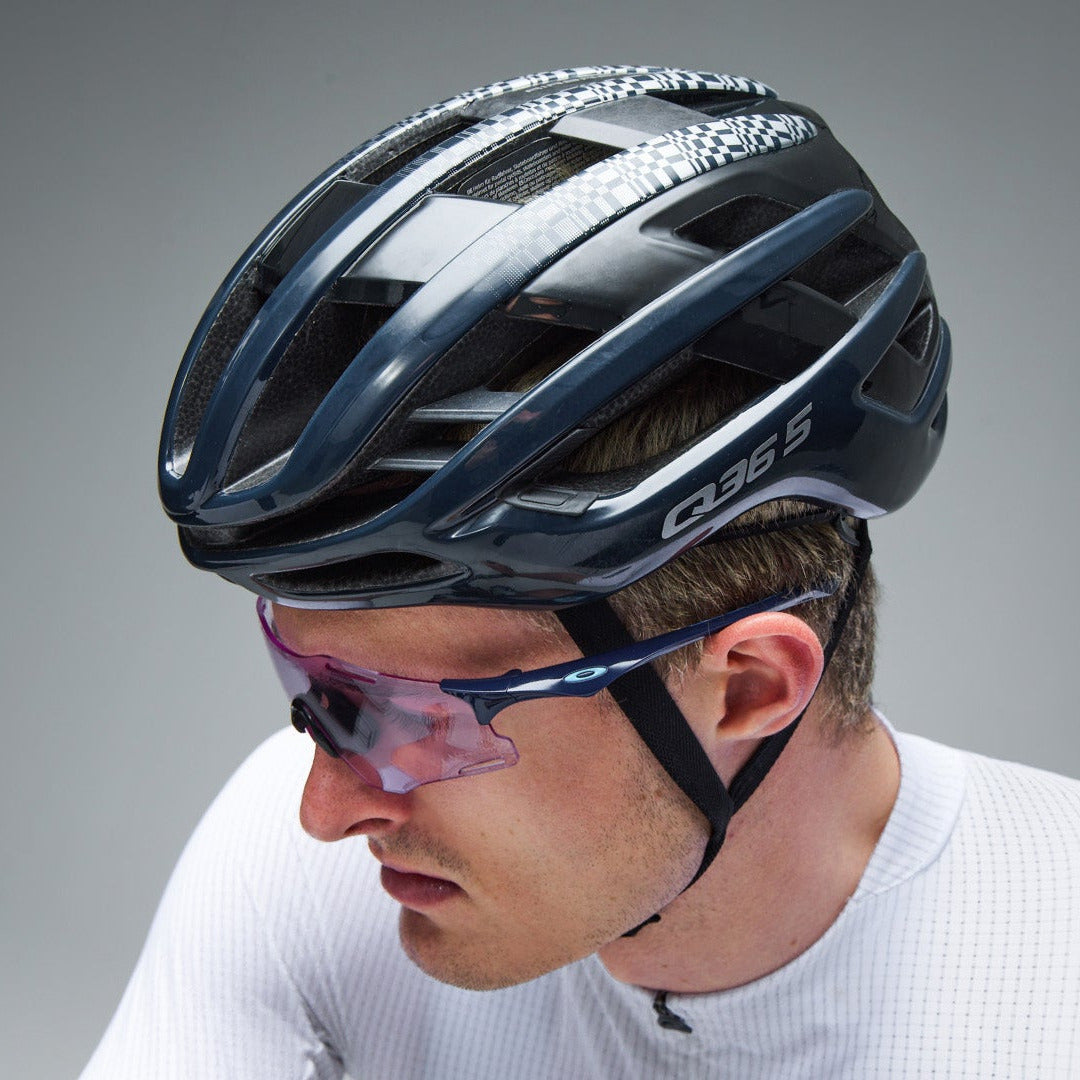 Q36.5 Airbreaker 2.0 Helm - Blau Q36.5