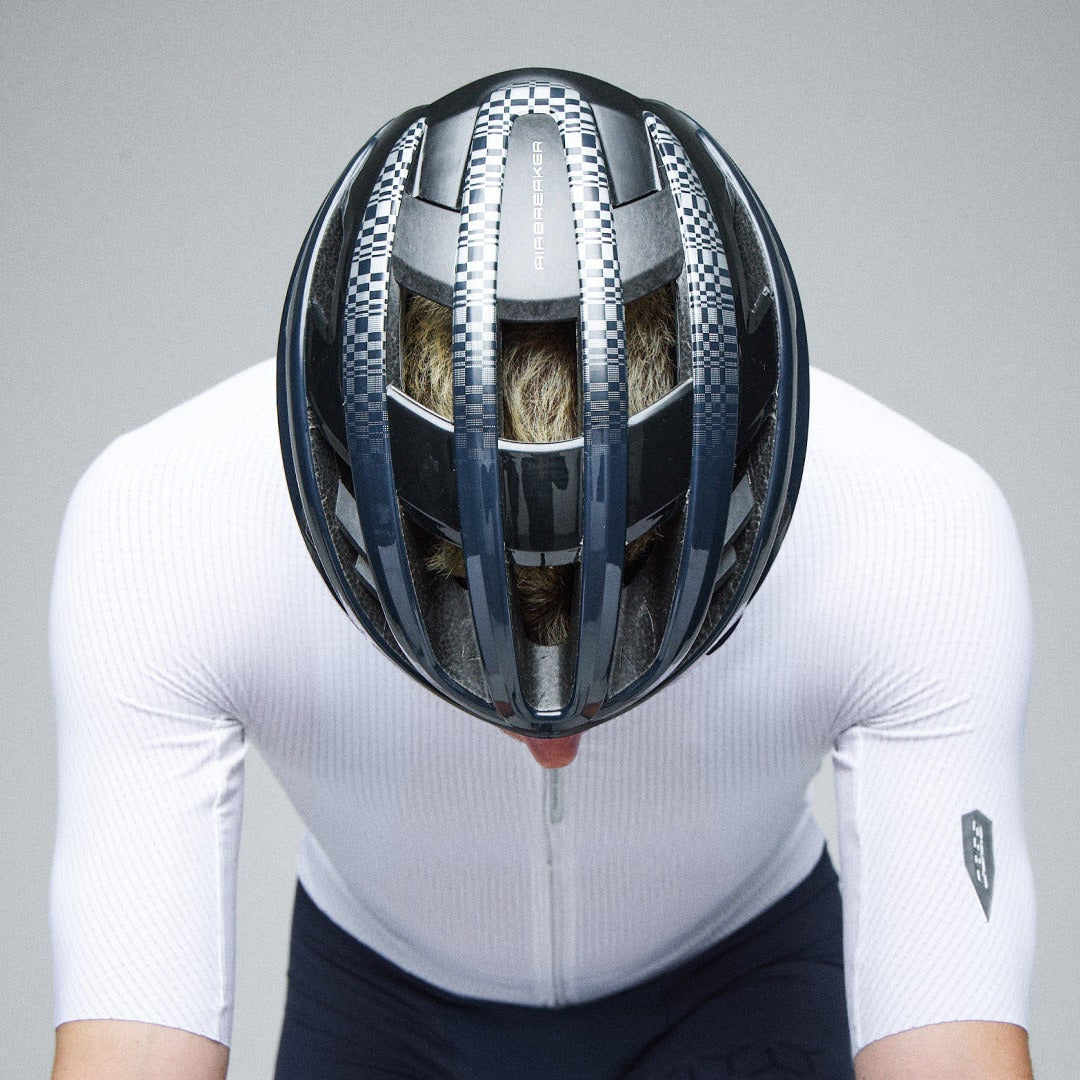 Q36.5 Airbreaker 2.0 Helm - Blau Q36.5