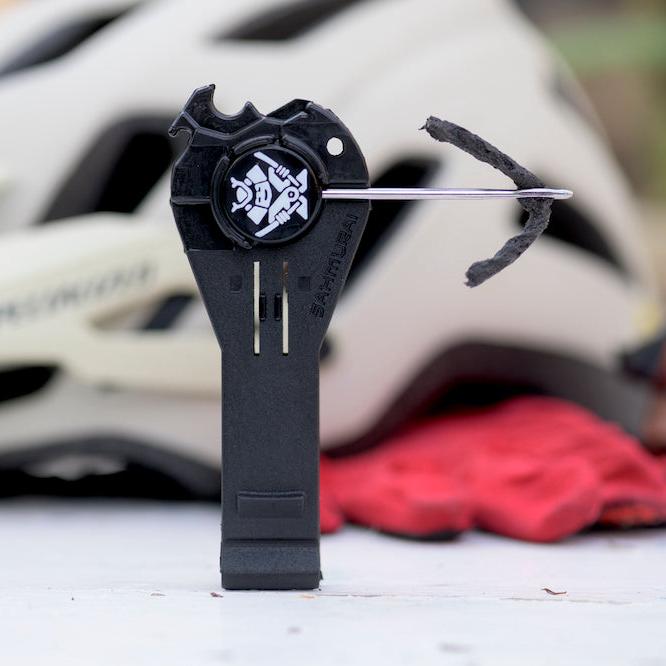 Kit riparazione tubeless Sahmurai Switch Blade 7in1 - I