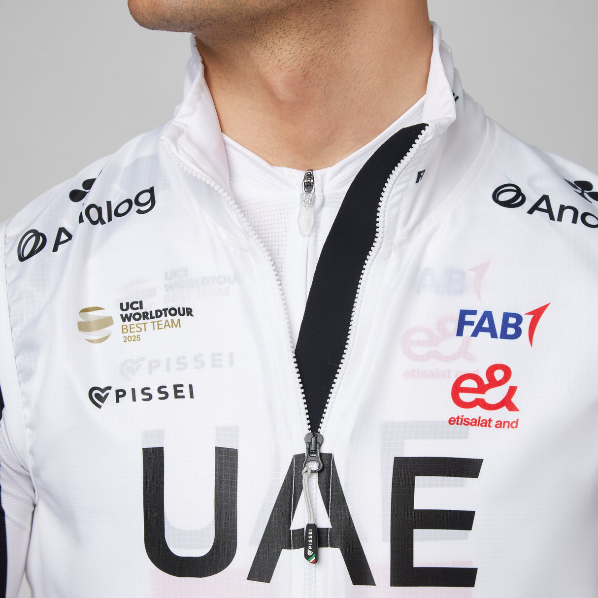 Gilet Pissei UAE Team Emirates - XRG 2026 Pissei