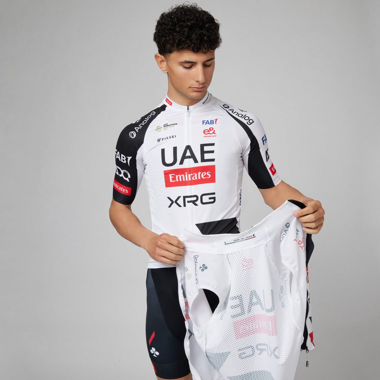 Gilet Pissei UAE Team Emirates - XRG 2026 Pissei