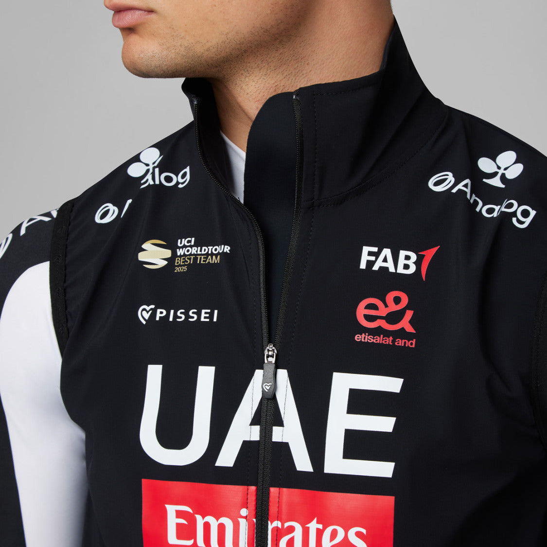 Pissei UAE Team Emirates Weste - XRG 2026 Bufera
