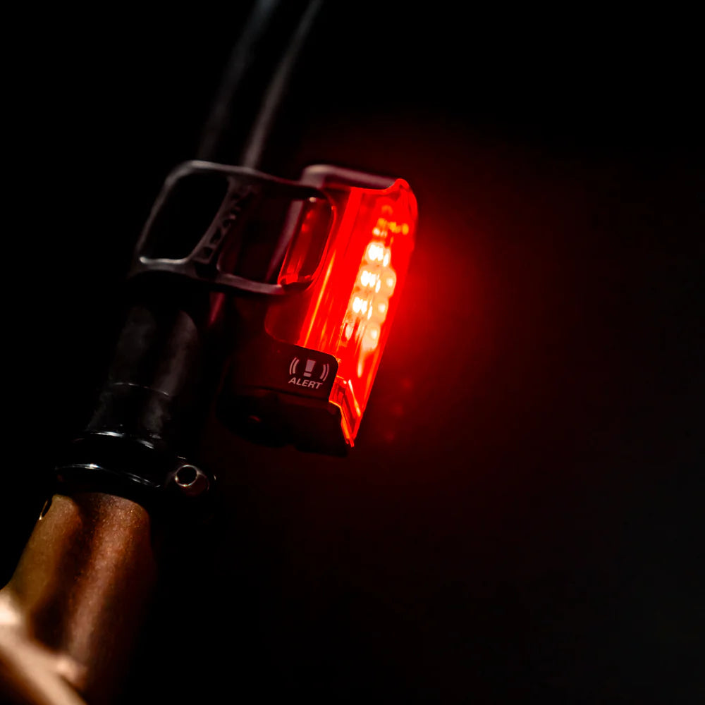 Lezyne Strip Alert Drive Ai Pro 400+ Rücklicht