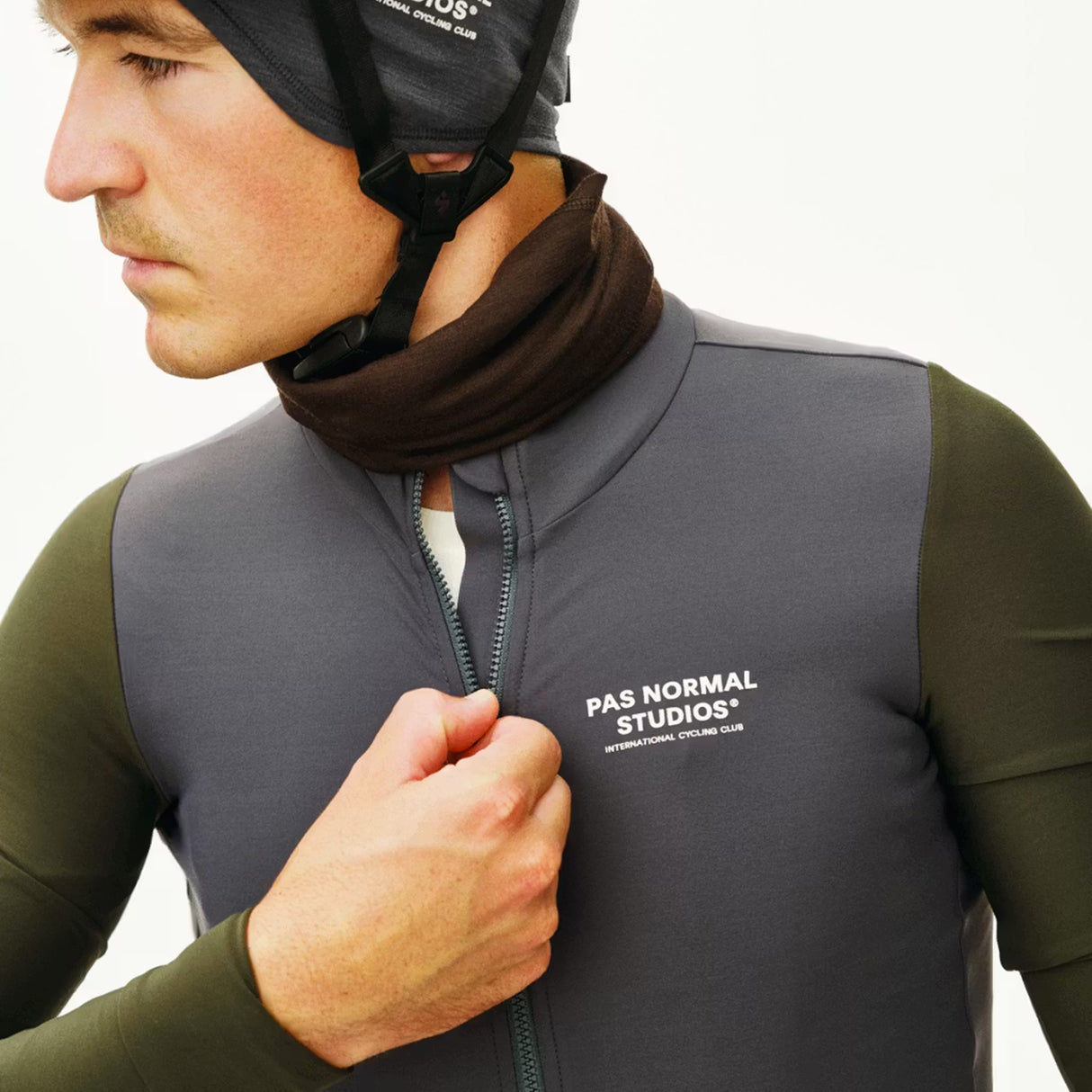 Maglia maniche lunghe Pas Normal Studios Mechanism - Grigio verde Pas Normal Studios