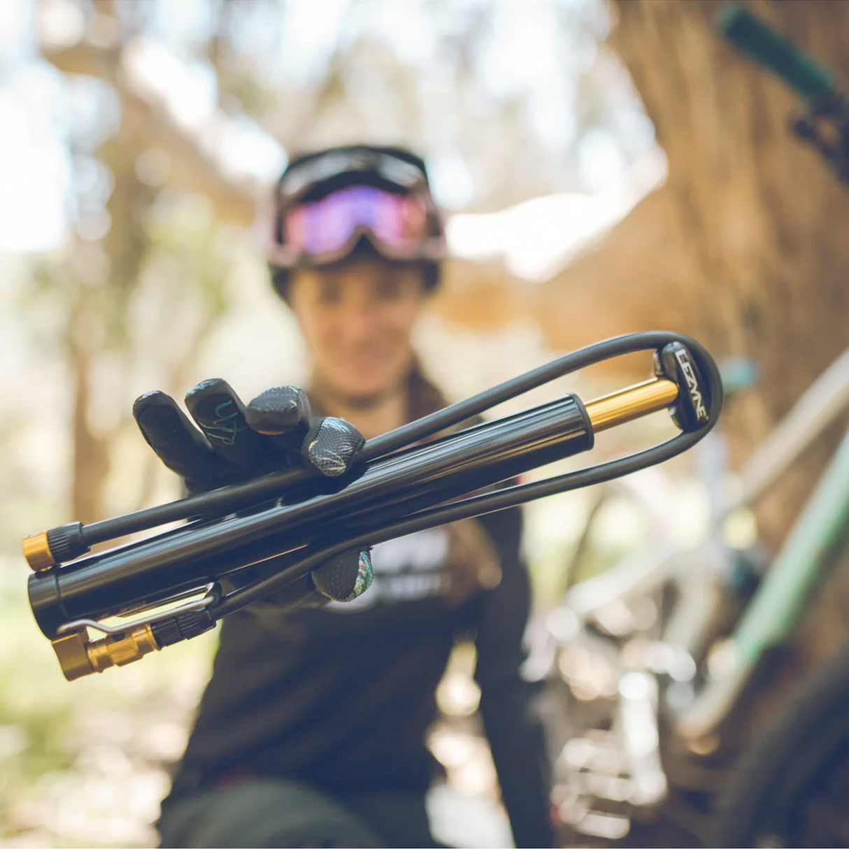 Mini Pompa Lezyne micro floor drive hv - Nero Lezyne