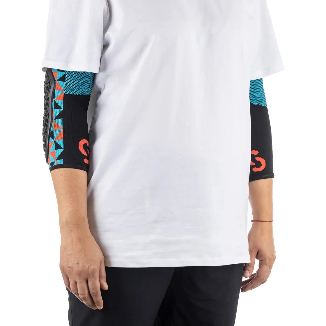 Ellbogenschoner Seryt Flow Elbow - Hellblau rot