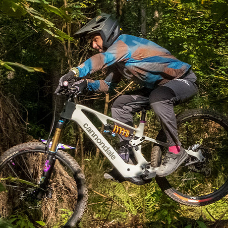 Cannondale Moterra Neo Carbon SL 2: Potenza massima, peso minimo