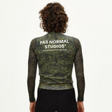 Langarm-Trikot damen Pas Normal Studios Essential Light AOP Grain - Grün