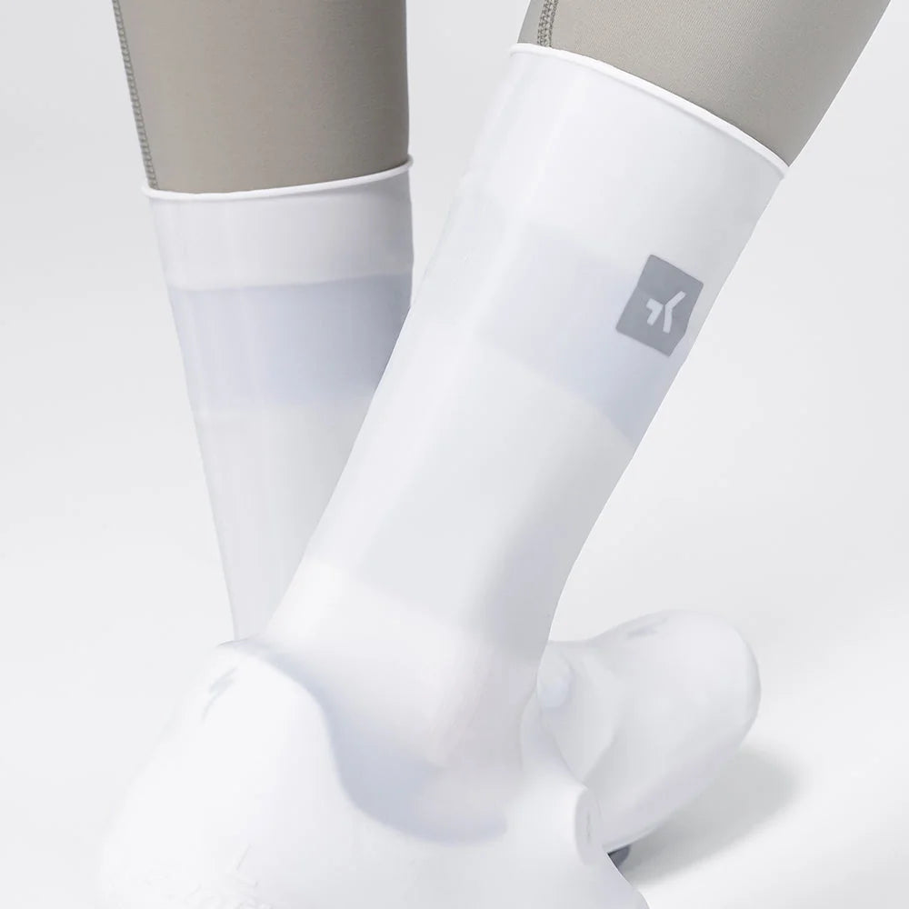 Gobik Velotoze Snaps Shoe Covers - White