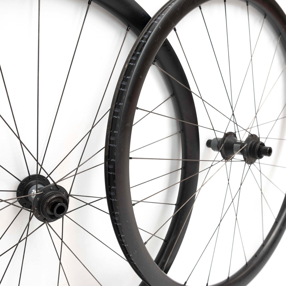 Ruedas Roval Terra C - Negro
