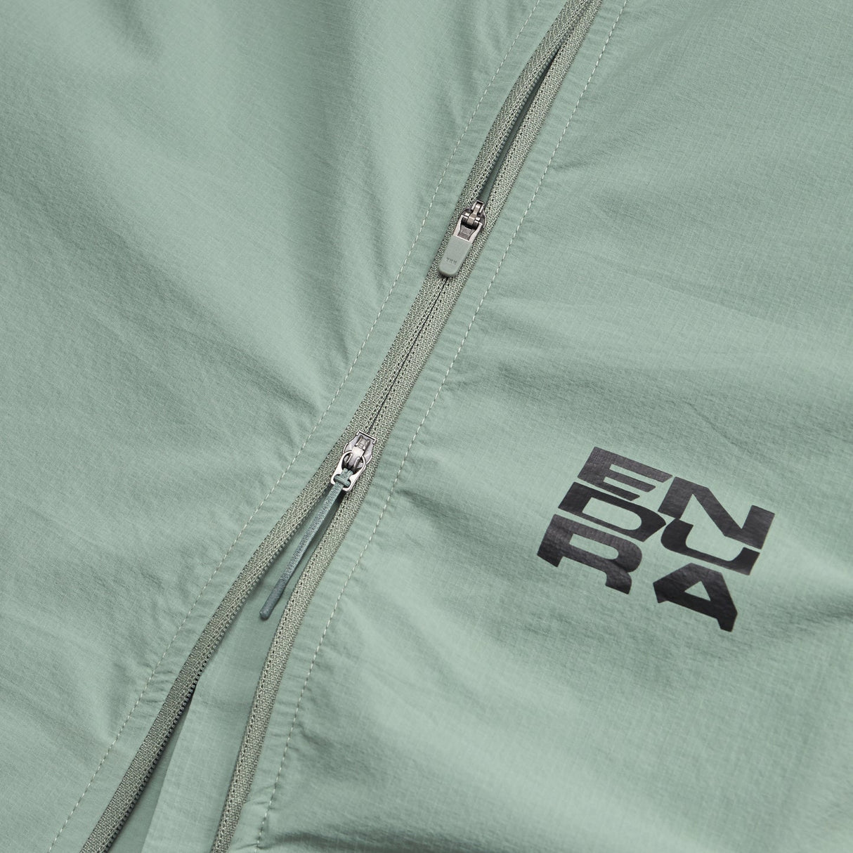 Endura Alltrack Ride Packable Jacket - Green