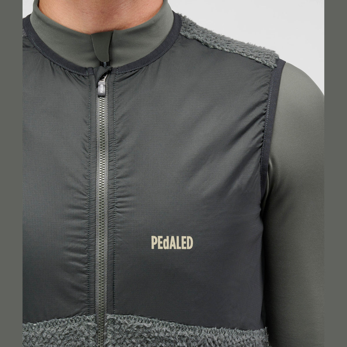 Gilet Pedaled Odyssey Thermal Light Alpha - Verde foresta PEdALED