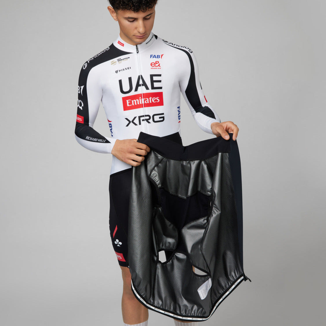 Pissei UAE Team Emirates Weste - XRG 2026 Bufera