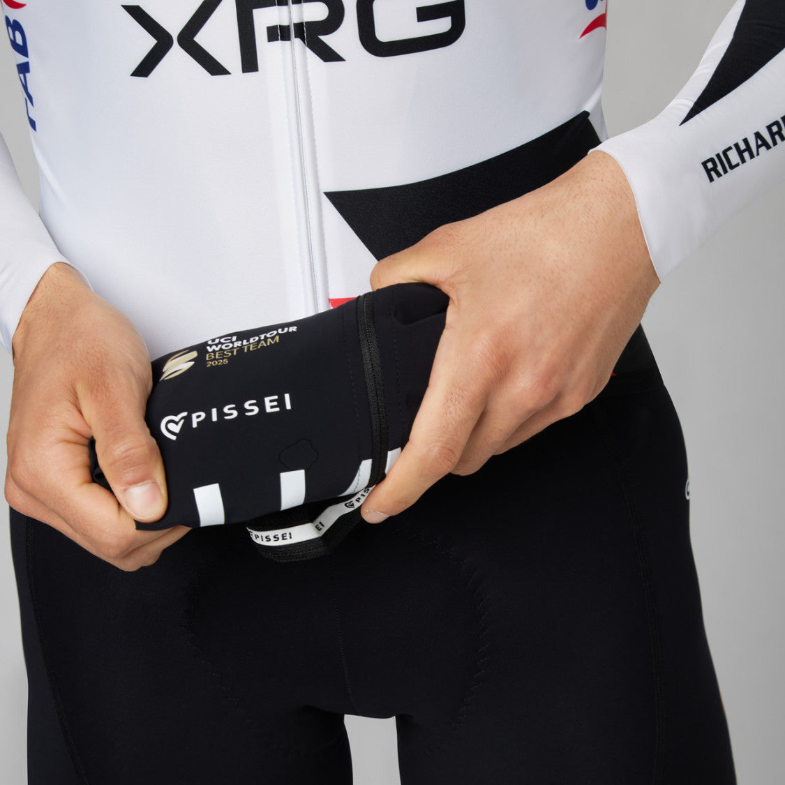 Pissei UAE Team Emirates Weste - XRG 2026 Bufera