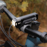 Luz delantera Knog Blinder 700