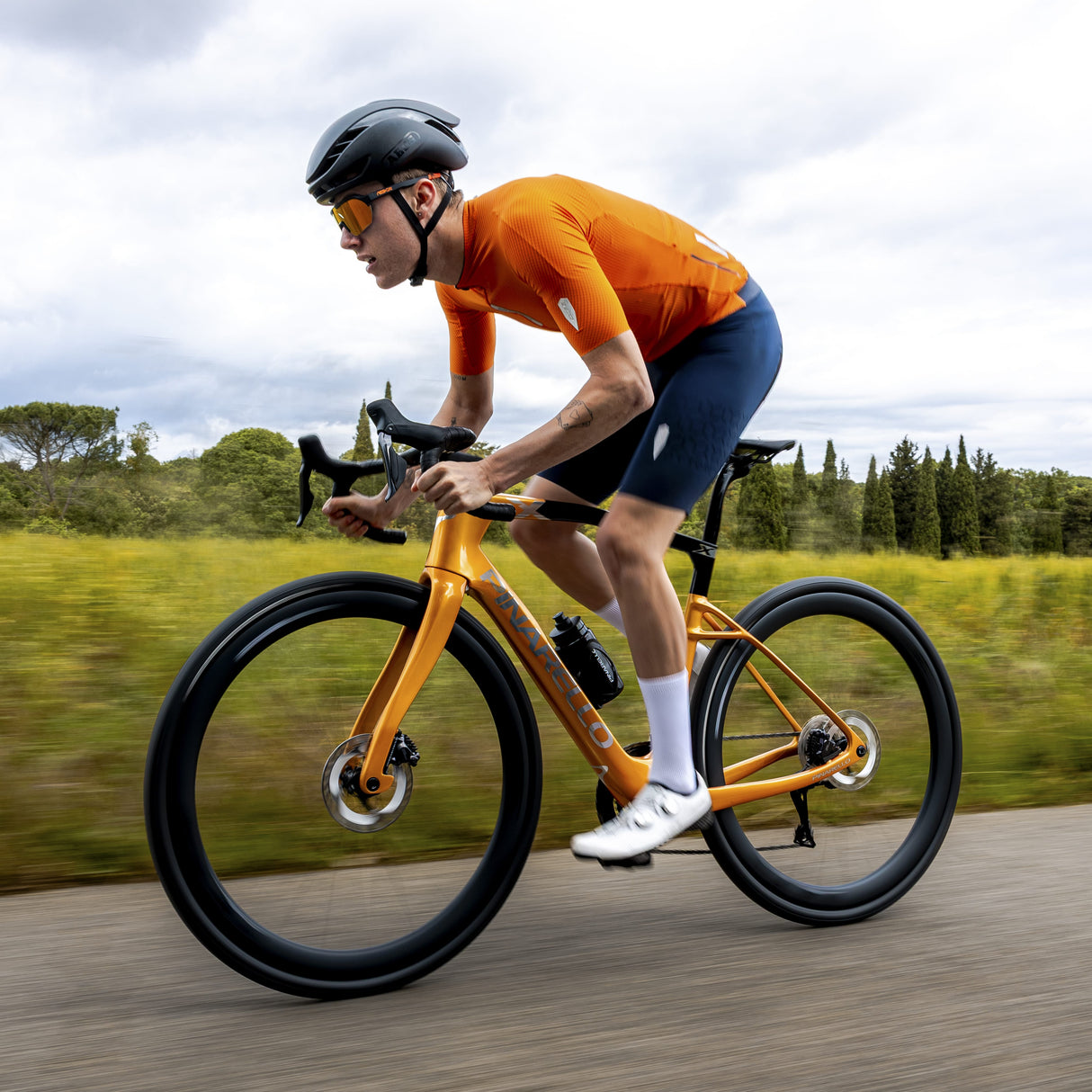 Pinarello X7 Ultegra Di2 Most Ultrafast - Orange