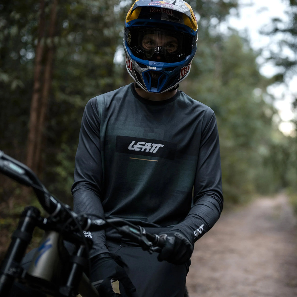 Ride Kit MTB Gravity 1.0 - Szymon Godziek Leatt
