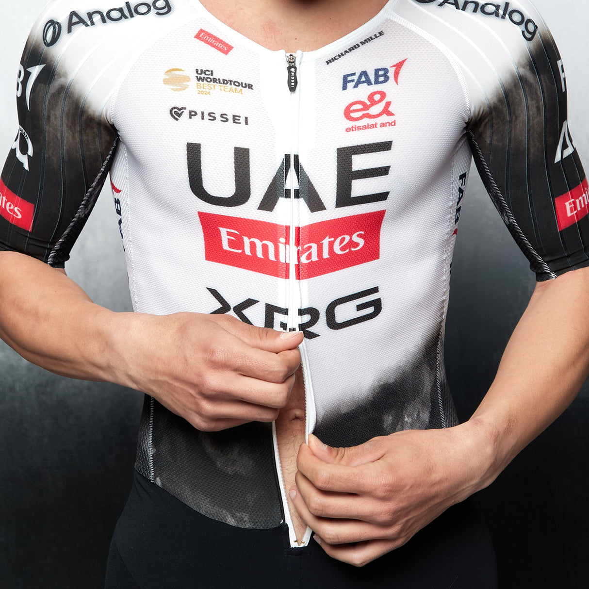 Body Pissei UAE Team Emirates 2025 Hybrid - L