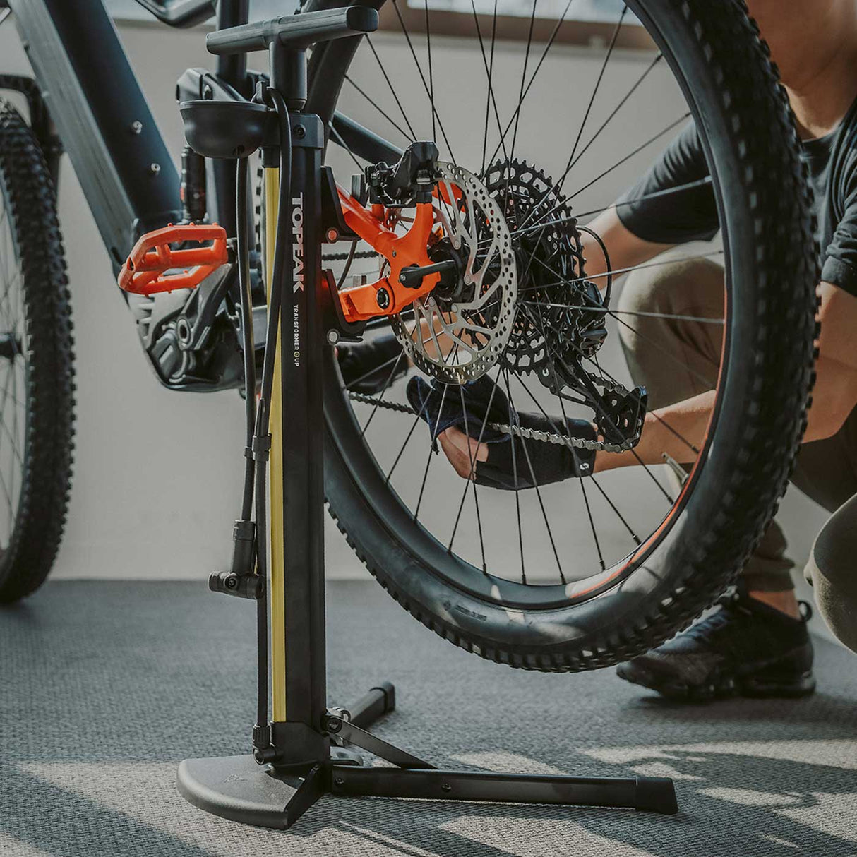 Cavalletto con pompa Topeak Transformer eUP - M