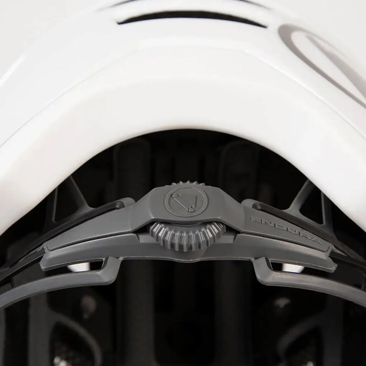 Casco Endura Hummvee Plus - Bianco - E