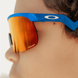 Occhiali bambino Oakley Resistor - Sky Blue Prizm Ruby - P